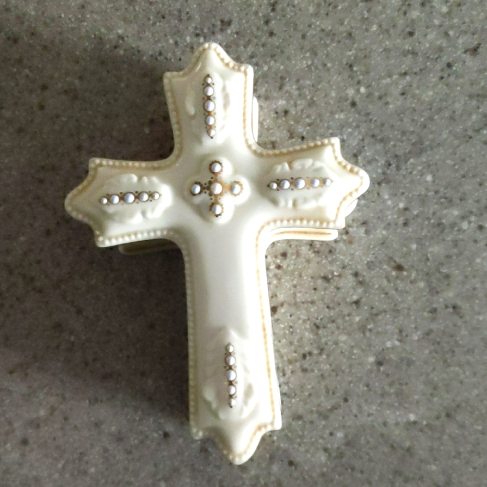 Elegant Cream Cross with Pearl Accents